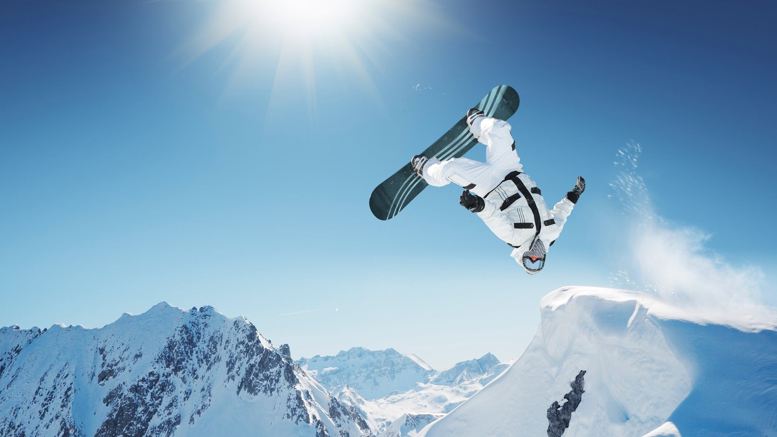 欧冠半决赛焦点战，拜仁绝杀塞维利亚，安联球场的史诗之夜