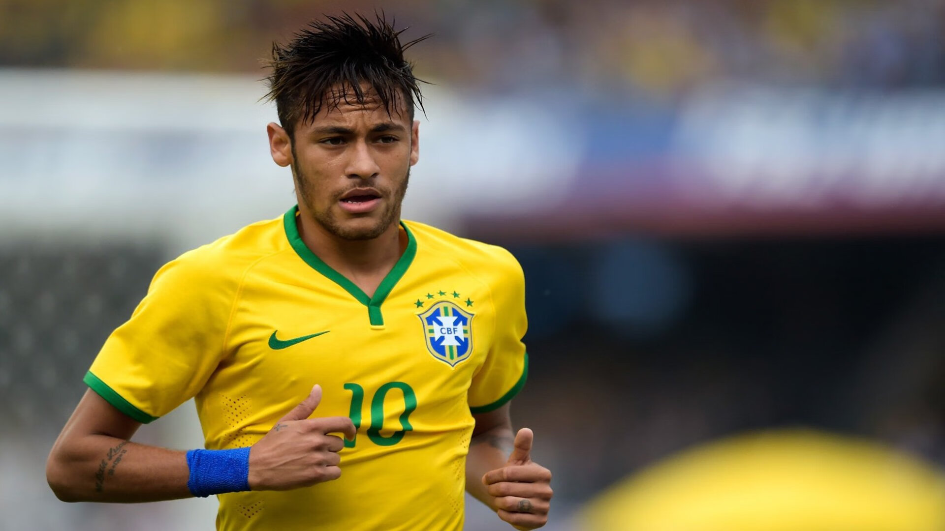 赛道上的逆袭，索伯车队完胜法拉利，佩雷兹惊艳四座